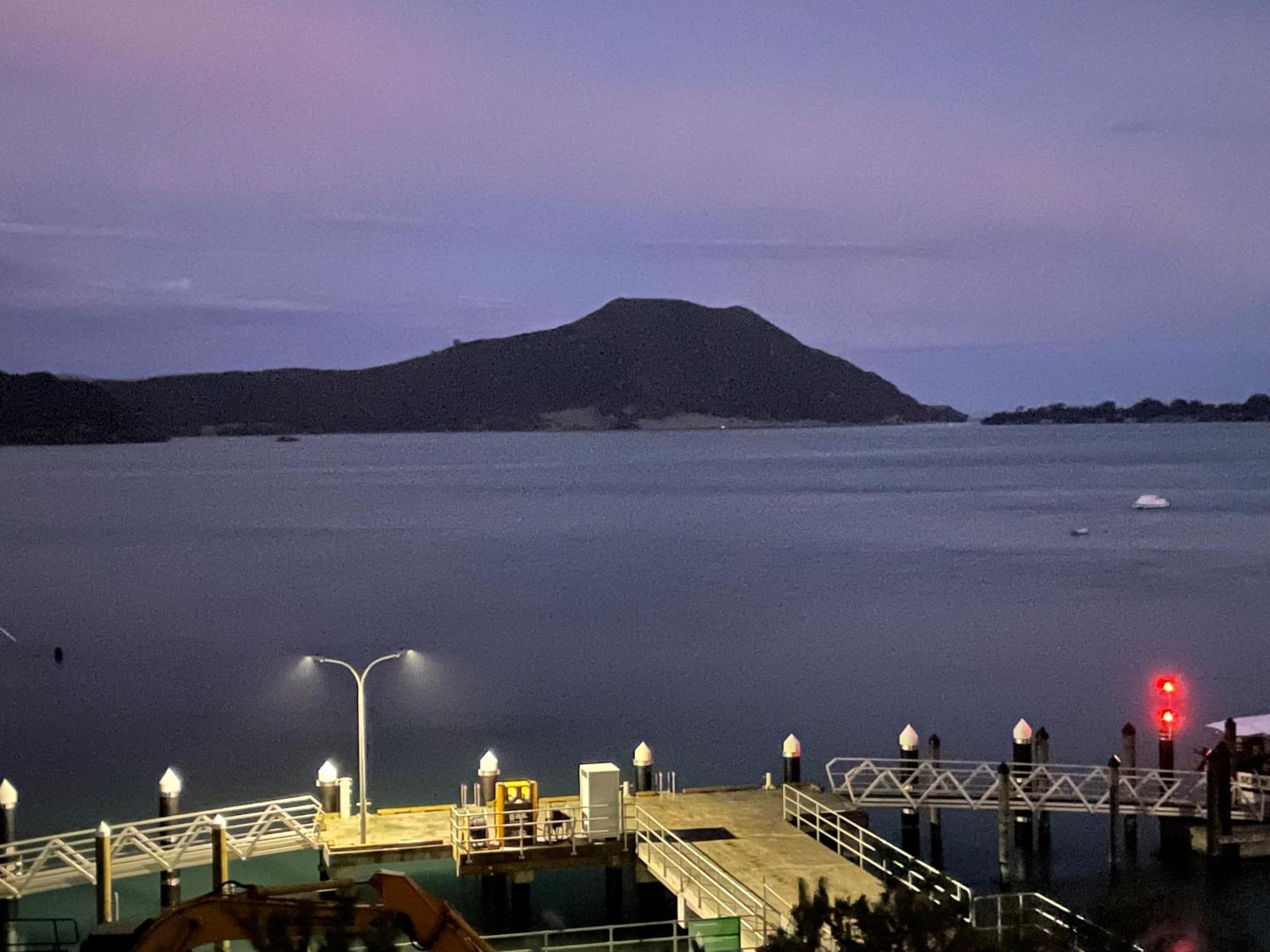 Pukenui Lodge Motel エクステリア 写真