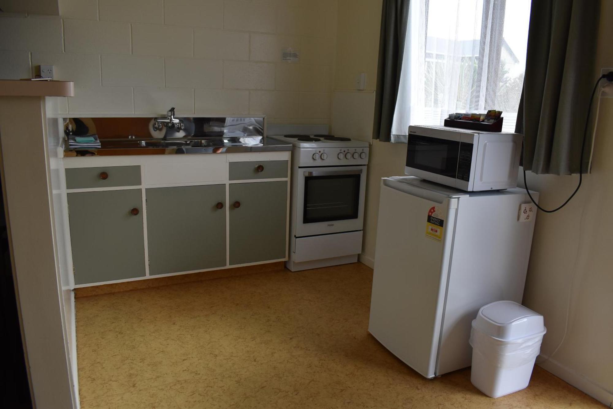 Pukenui Lodge Motel エクステリア 写真