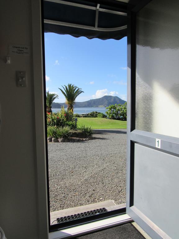 Pukenui Lodge Motel エクステリア 写真